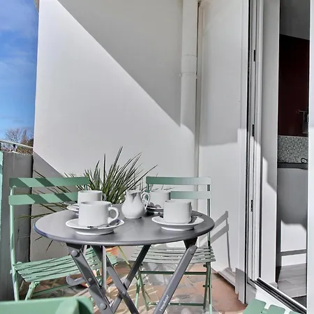 Le Cocoon Chic Grand Familial Classe De France Et Meuble 3 Etoiles شقة لوريا