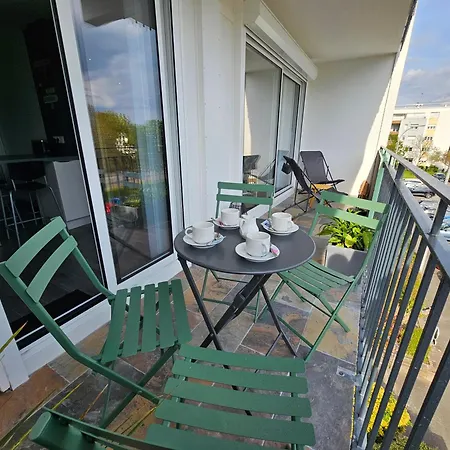 Le Cocoon Chic Grand Familial Classe De France Et Meuble 3 Etoiles * لوريا